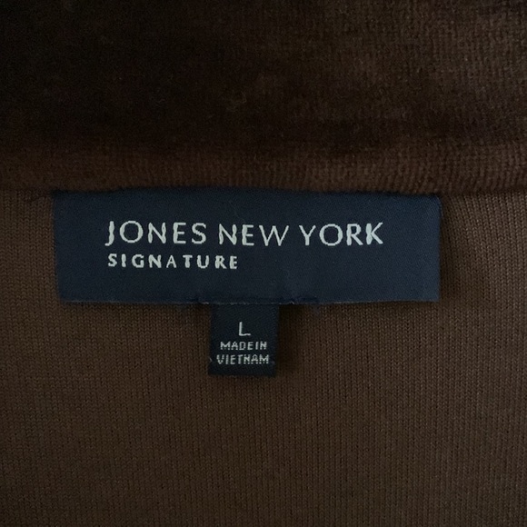 Jones New York cotton velvets blazer. - Picture 7 of 8